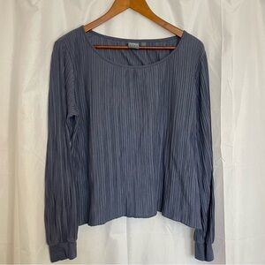 NEW‎ YORK & COMPANY Soho Women’s Blue Long Sleeve Cropped Shirt Size Large